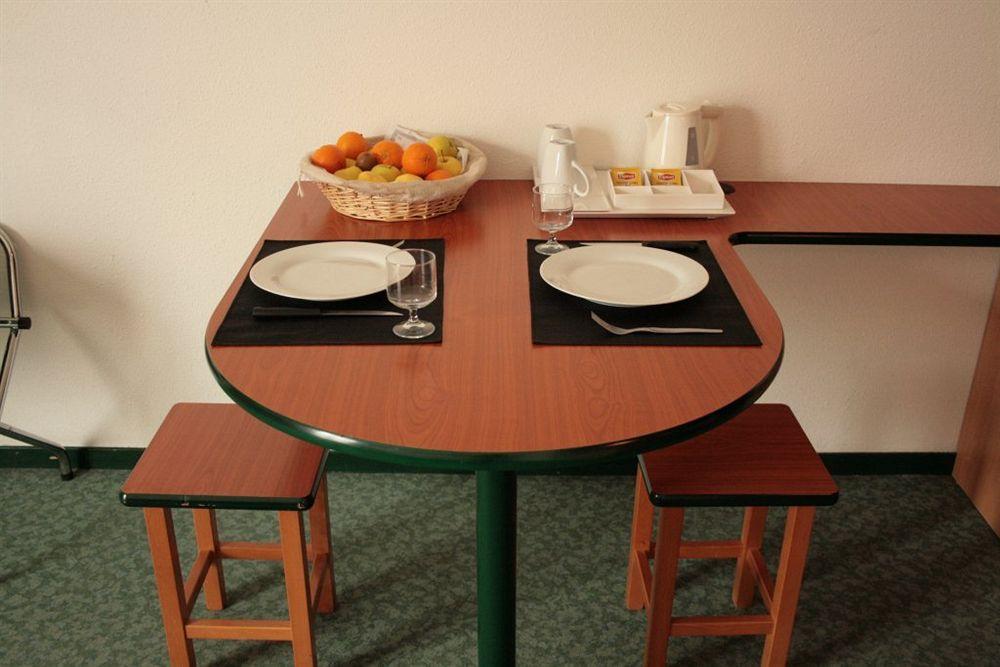 Appart'Hotel Victoria Garden פאו מראה חיצוני תמונה